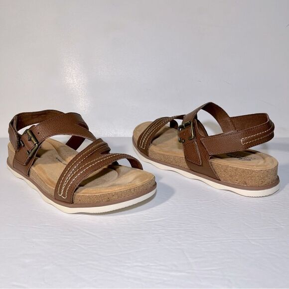 Clarks Collection Brynn Step Adjustable Sandals - Picture 3 of 6